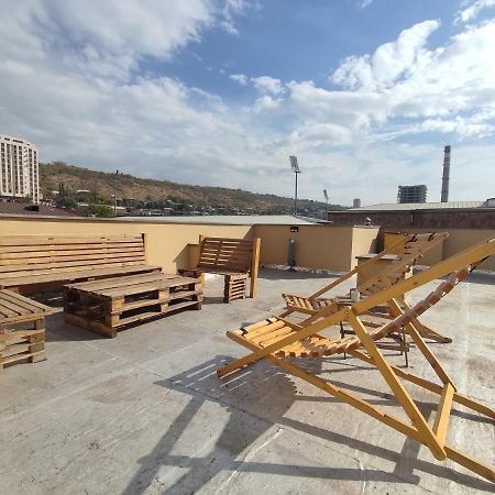 Hotelise I Tulip Apartment Ереван Экстерьер фото