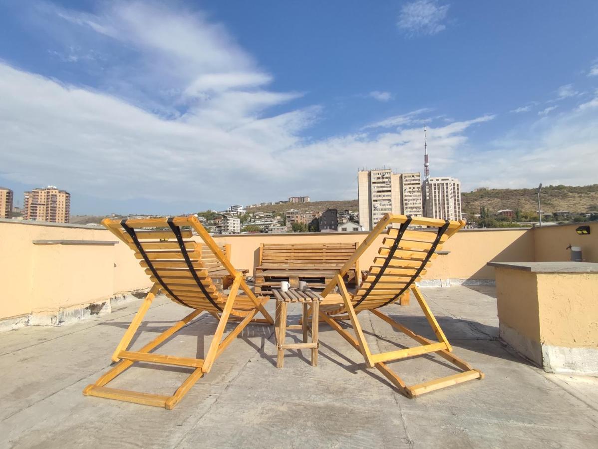 Hotelise I Tulip Apartment Ереван Экстерьер фото